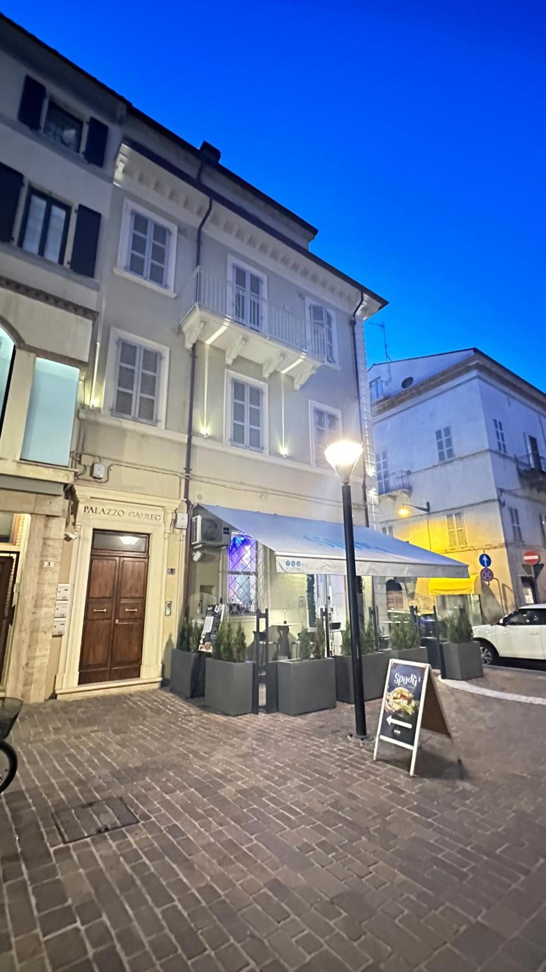 Palazzo Galileo Lägenhet San Benedetto del Tronto Exteriör bild